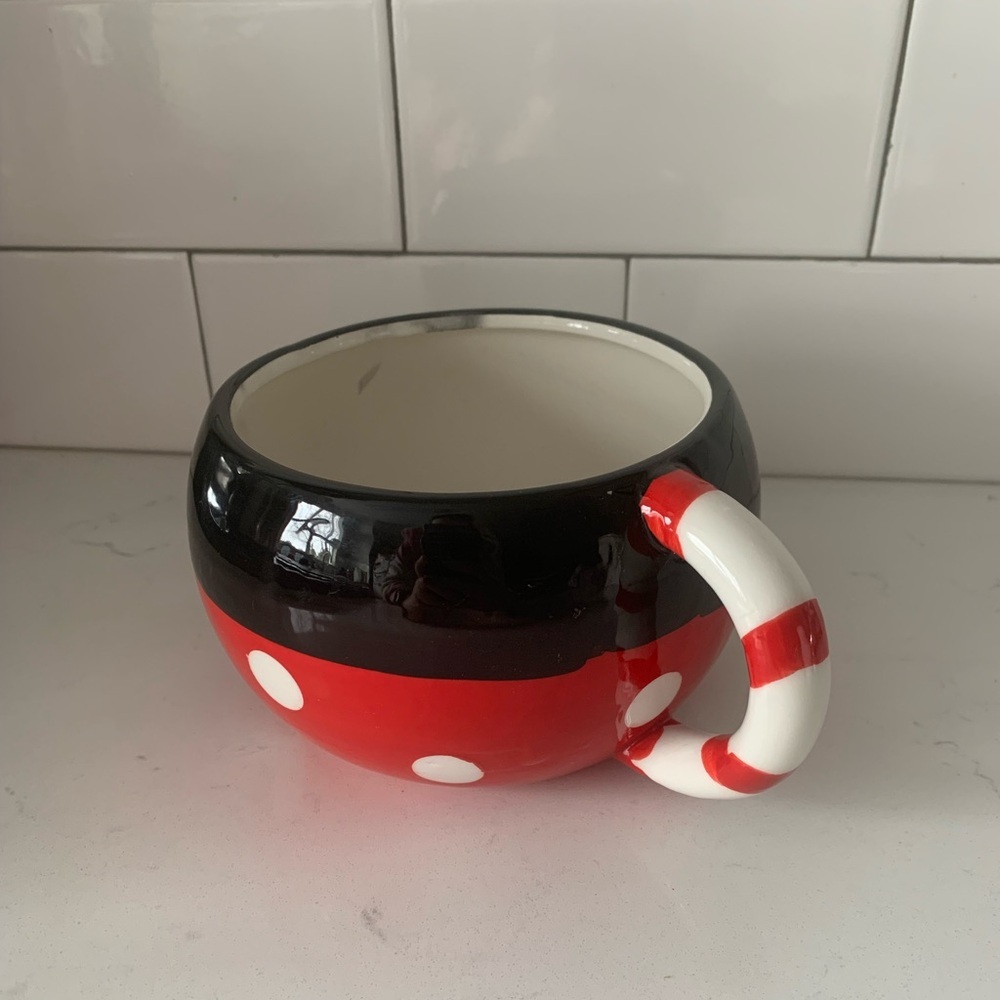 Disney Minnie Mouse Hand Painted Large‎ Ceramic Mug - NWOT